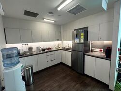 Hub Synergy Point (D2), Office #498548661